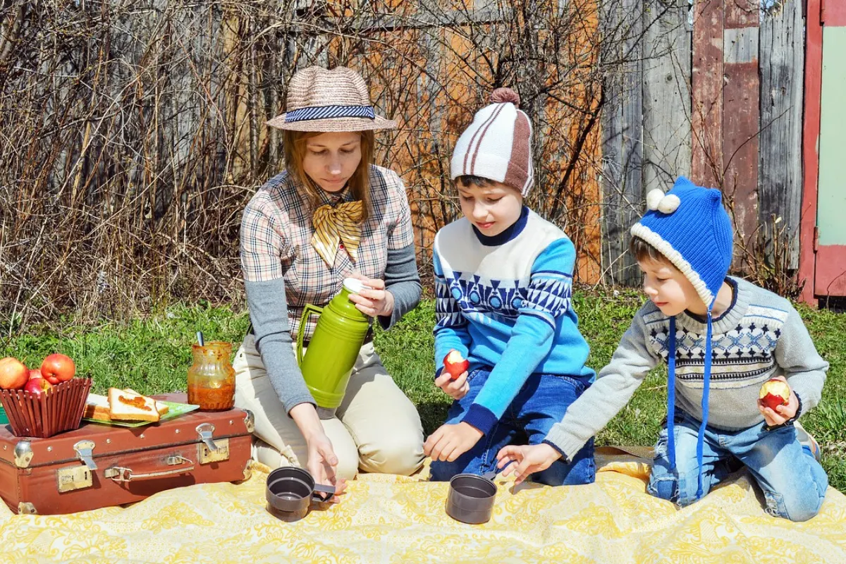 A picnic with family